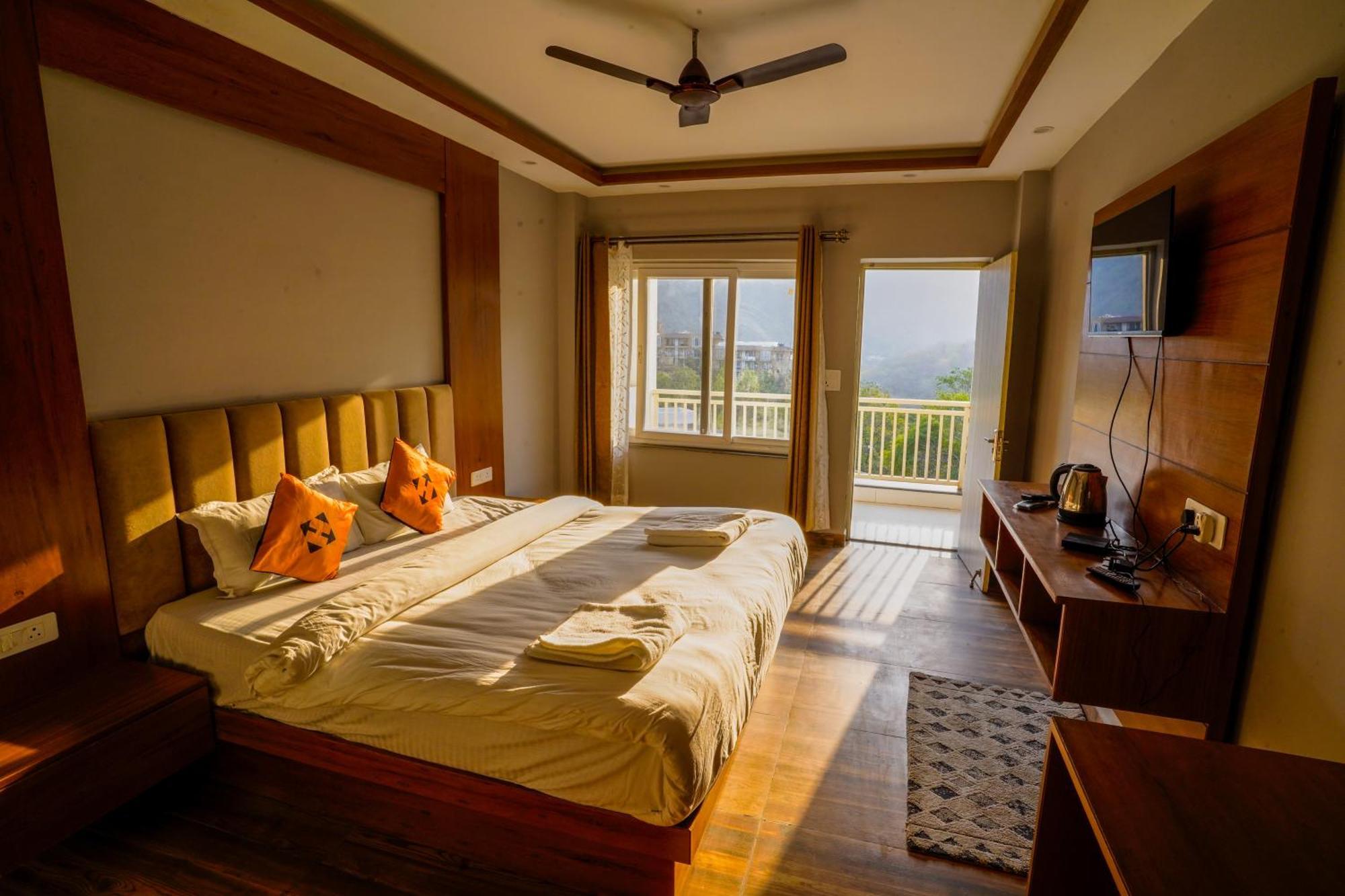 Hide-In Rishikesh, Laxman Jhula Pansiyon Dış mekan fotoğraf