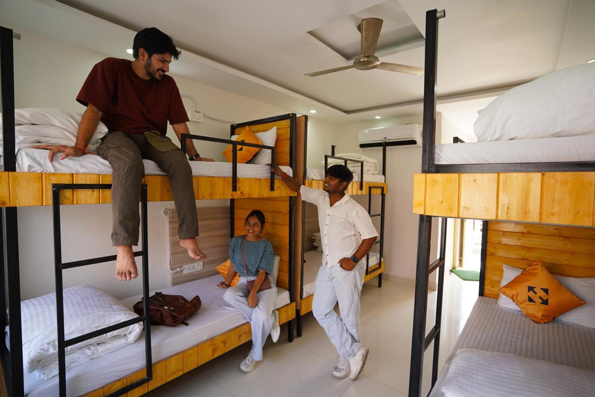 Hide-In Rishikesh, Laxman Jhula Pansiyon Dış mekan fotoğraf